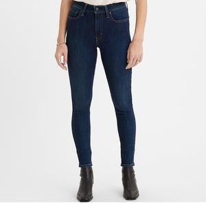 Levi’s 721 High Rise‎ Skinny Jeans